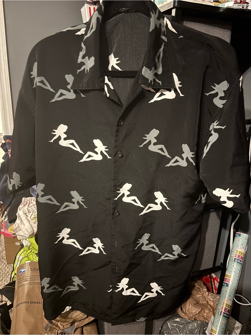 Black Short-Sleeve Button-Up Shirt with White Graphic Print Large